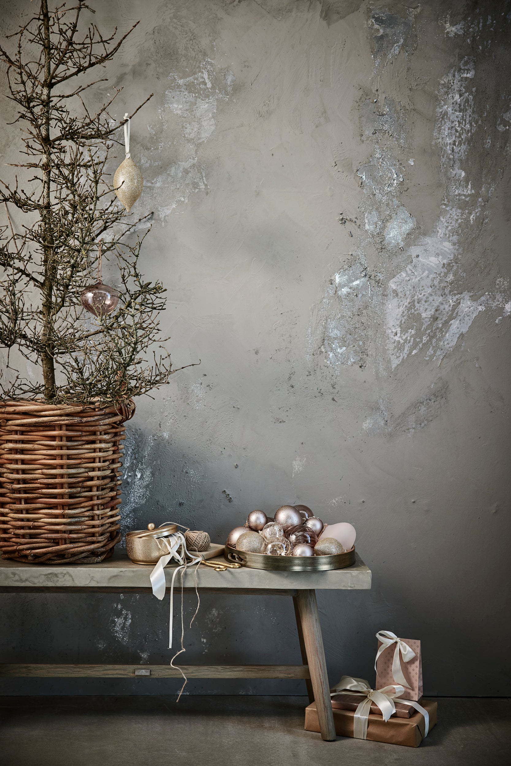 Handmade Frosted Pink Glass Ornament - H12cm